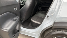 Nissan Juke 1.0 DiG-T N-Connecta 5dr Petrol Hatchback